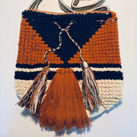 Bucket Bag - Picture 3 of 5